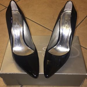 Jessica Simpson, Black Patent.
